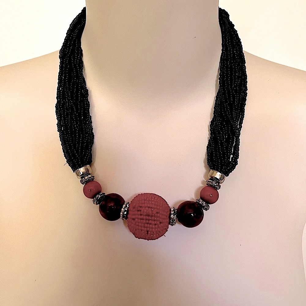 2 x $20‼️ BEADED MULTILAYER CHOKER NECKLACE Black and Red Vintage Style - Picture 3 of 8